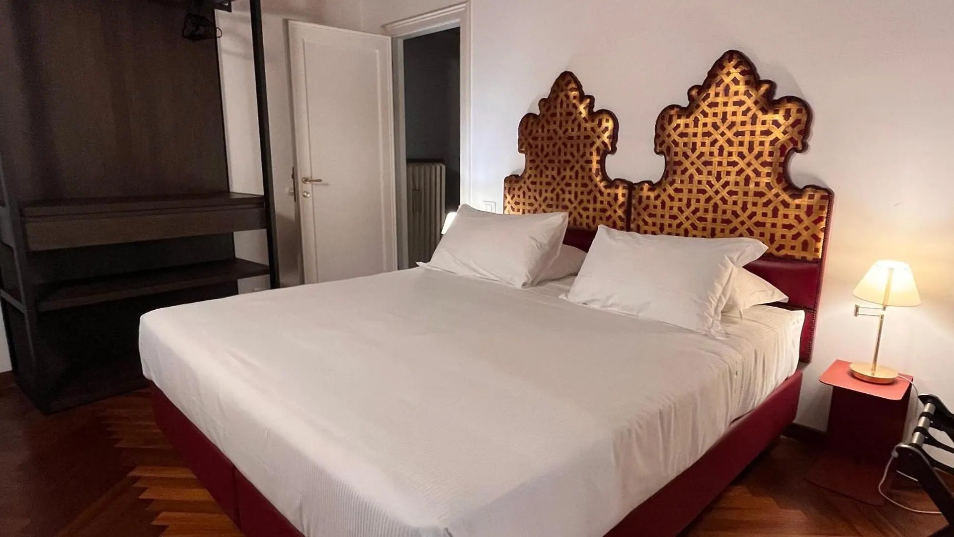 Comedia By Suites Alla Maddalena Venedig 0*,