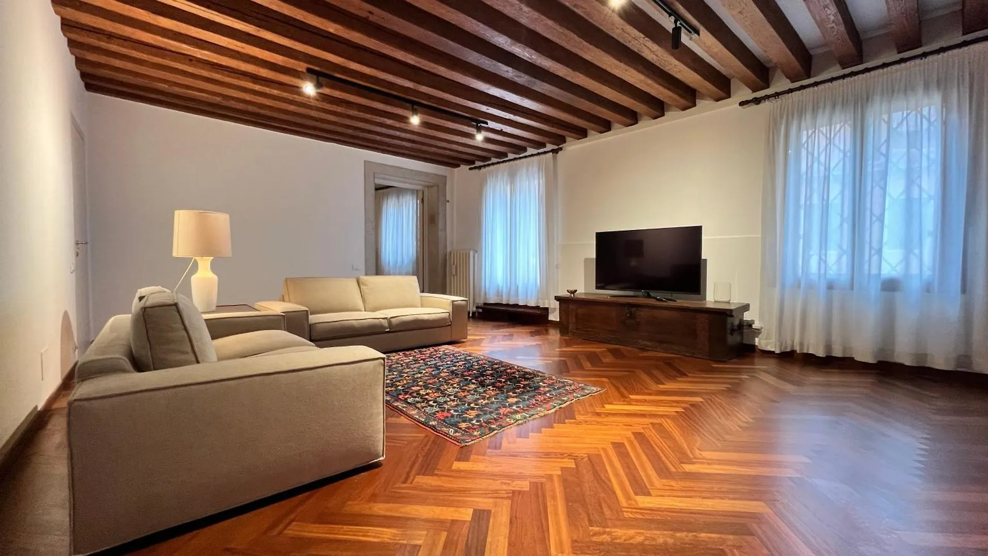 Comedia By Suites Alla Maddalena 베니스